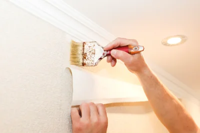 Pose de papier peint à Antilly — revêtements muraux et toiles de verre